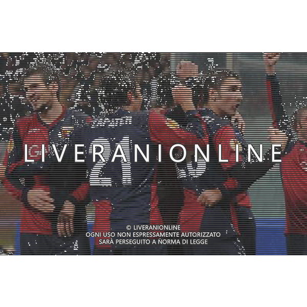 Genoa - Lille Uefa Europa League 2009/2010 5-11-2009 Genova Nella foto: Abbracci Esultanza di Hernan Crespo dopo il gol ©Alessandro Falzone/Agenzia Aldo Liverani Sas
