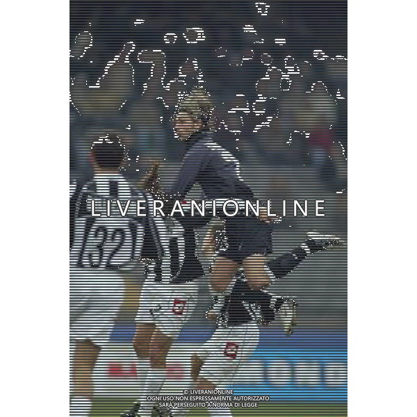 JUVENTUS - SIENA 18/12/2003 COPPA ITALIA TIM CUP NELLA FOTO :NICOLA LEGROTTAGLIE* FOTO: FILIPPO VENEZIA / AG : ALDO LIVERANI
