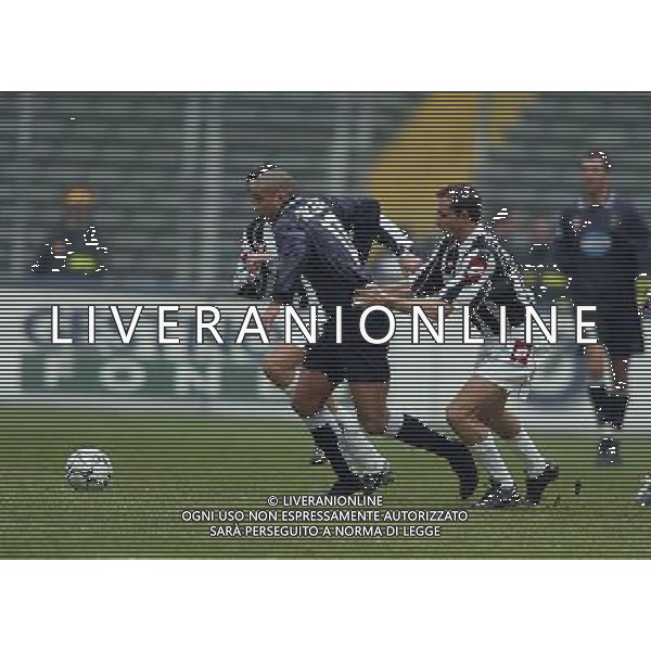JUVENTUS - SIENA 18/12/2003 COPPA ITALIA TIM CUP NELLA FOTO :DAVID TREZEGUET* FOTO: FILIPPO VENEZIA / AG : ALDO LIVERANI