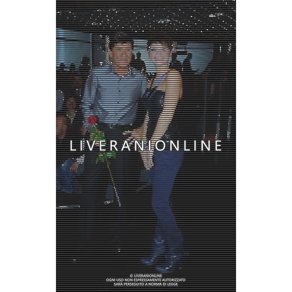 1ma PUNTATA DELLA TRASMISSIONE TV: \' GRAZIE A TUTTI\' ROMA - TEATRO DELLE VITTORIE NELLA FOTO: GIANNI MORANDI - ALESSANDRA AMOROSO © MASSIMO BRUNI - AG. ALDO LIVERANI SAS