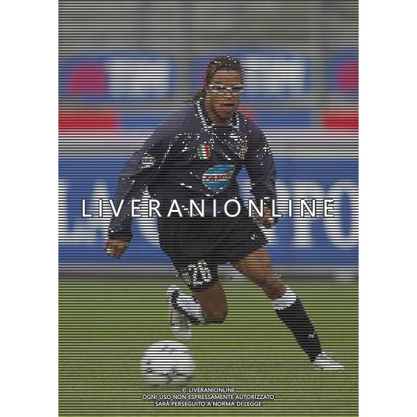torino 18/12/2003 coppa italia ottavi ritorno juventus - siena nella foto davids edgar ag aldo liverani/venezia