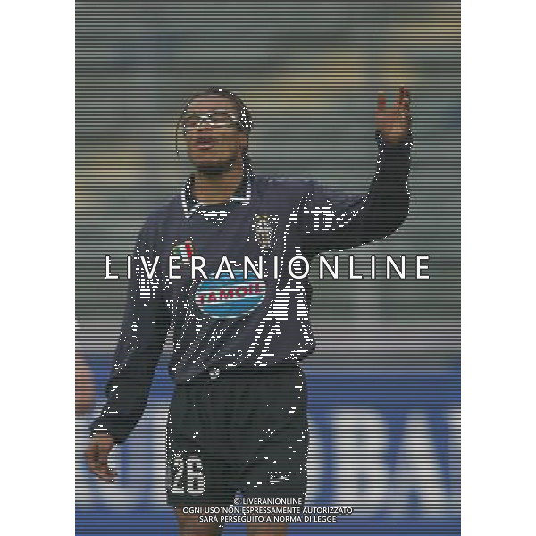 torino 18/12/2003 coppa italia ottavi ritorno juventus - siena nella foto davids edgar ag aldo liverani/venezia