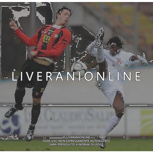 Lega Pro 1¡ Divisione Girone A 2009/2010 12¡Giornata Varese - 08.11.2009 Varese-Sorrento Nella Foto:OSUJI WILFRED-SARANTI ANDREA /Ph.Vitez-Ag. Aldo Liverani