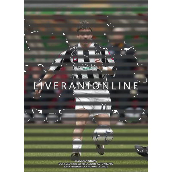 torino 18/12/2003 coppa italia ottavi ritorno juventus - siena nella foto lazetic nicola ag aldo liverani/venezia