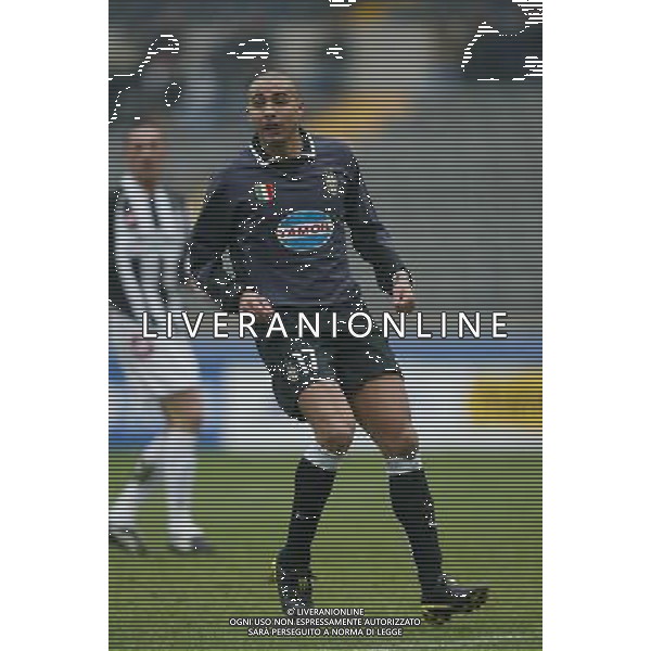 torino 18/12/2003 coppa italia ottavi ritorno juventus - siena nella foto trezeguet david ag aldo liverani/venezia