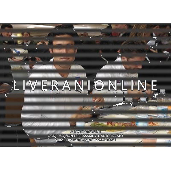 Raduno Nazionale Italiana Coppito (AQ) - 12.11.2009 La Nazionale mangia nella mensa della Caserma della Guardia di Finanza di Coppito Nella Foto:GROSSO-DE SANCTIS /Ph.Vitez-Ag. Aldo Liverani