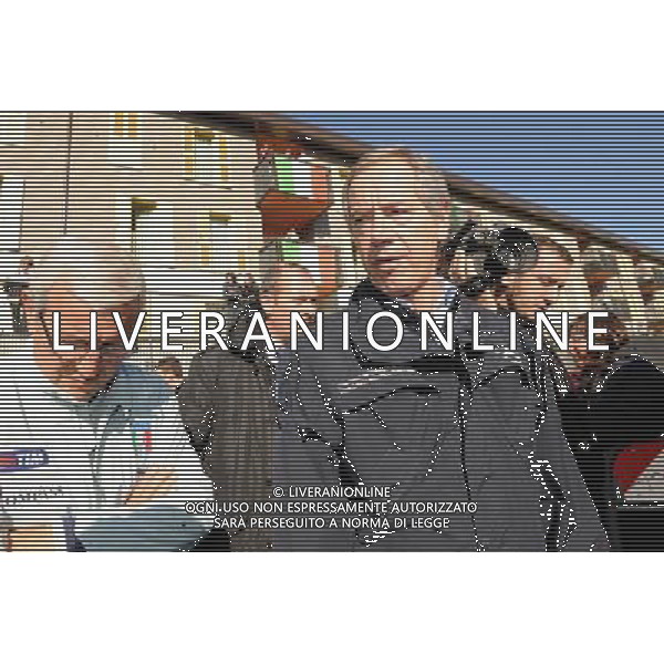 Raduno Nazionale Italiana L\'Aquila (AQ) - 12.11.2009 La Nazionale in visita alle nuove case dell\'Aquila Nella Foto:BERTOLASO-LIPPI /Ph.Massimiliano Vitez/Ag. Aldo Liverani