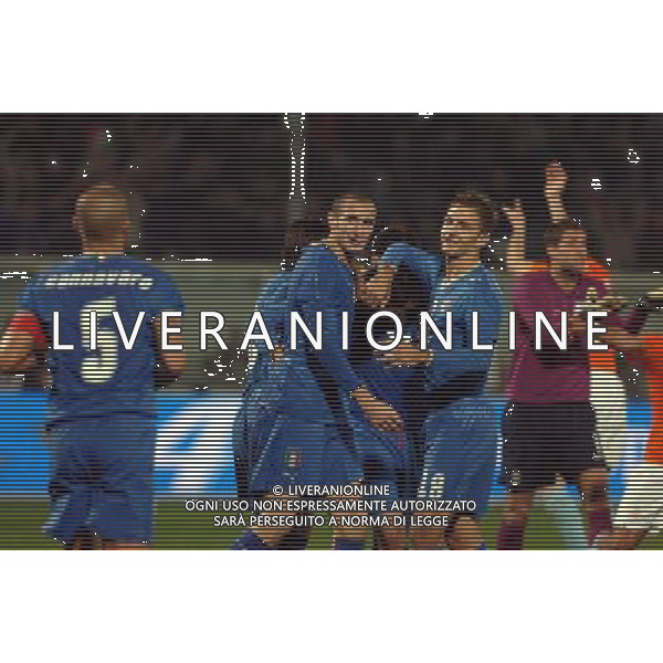 PESCARA 14/11/2009 CALCIO AMICHEVOLE ITALIA OLANDA CALCIO NELLA FOTO L\'ESULTANZA DELL\'ITALIA DOPO IL GOL DI GIAMPAOLO PAZZINI PH AG ALDO LIVERANI SAS