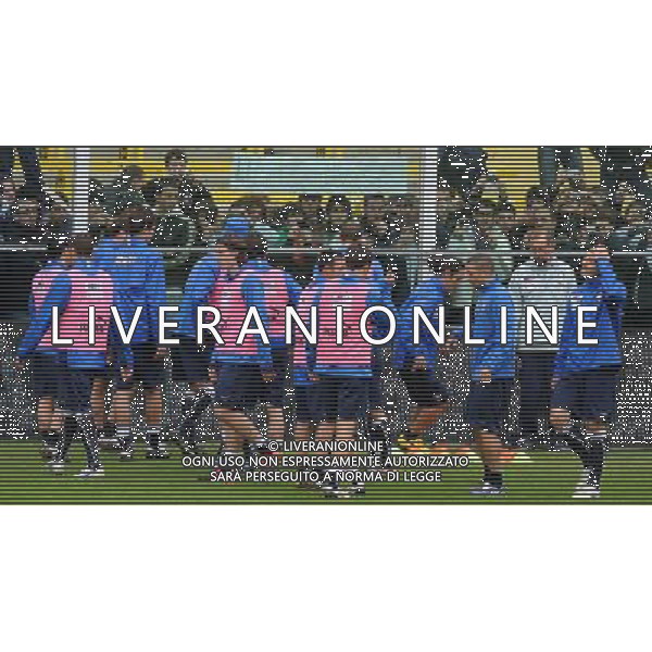 Raduno Nazionale Italiana Cesena (FC) - 17.11.2009 Allenamento Nella Foto:STRISCIONE-TIFOSI-GRUPPO /Ph.Vitez-Ag. Aldo Liverani