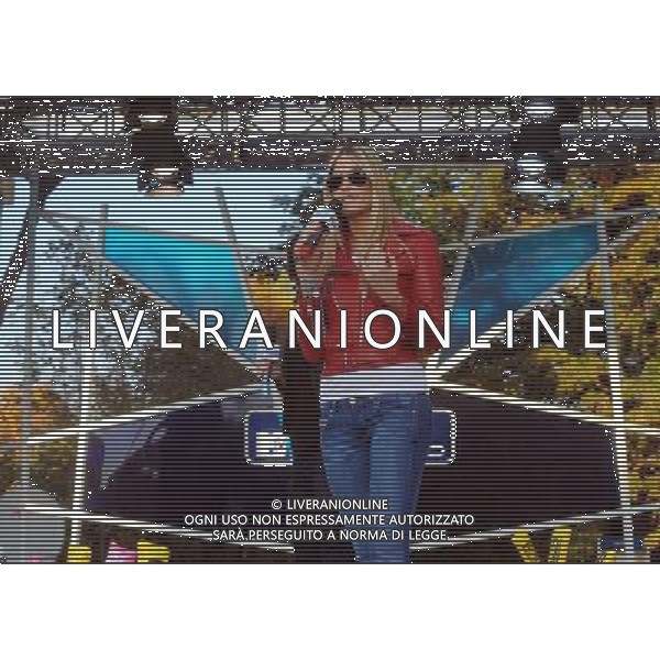 TRASMISSIONE TV: \' TRL LIVE@MTV\' ROMA - EUR NELLA FOTO: ELENA SANTARELLI © MASSIMO BRUNI - AG ALDO LIVERANI SAS
