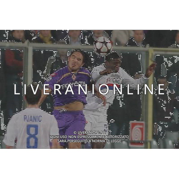 FIORENTINA - OLYMPIQUE LIONE CHAMPIONS LEAGUE 2009/2010 FIRENZE 24/11/2009 NELLA FOTO: MANUEL VARGAS E LAMINE GASSAMA ©AGENZIA ALDO LIVERANI S.A.S.