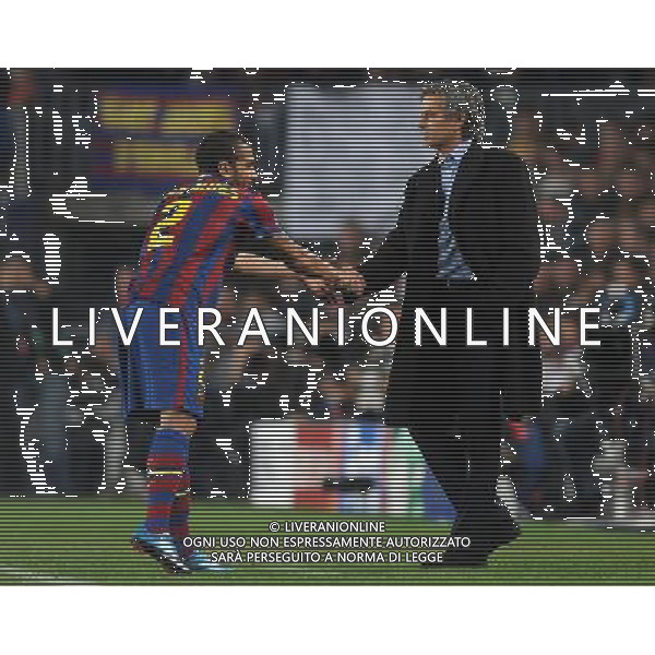 Champions League 2009/2010 Gruppo F MD5 Barcellona - 24.11.2009 FC Barcellona-FC Inter Nella Foto:DANIEL ALVES-MOURINHO JOSE /Ph.Vitez-Ag. Aldo Liverani