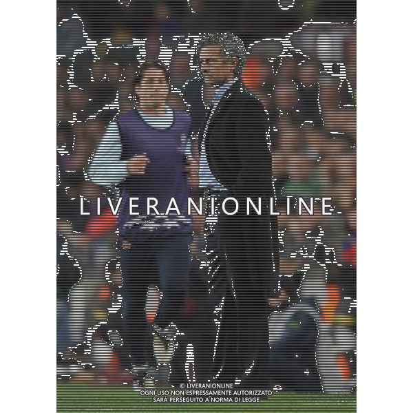 Champions League 2009/2010 Gruppo F MD5 Barcellona - 24.11.2009 FC Barcellona-FC Inter Nella Foto:MOURINHO JOSE\'-MAXWELL /Ph.Vitez-Ag. Aldo Liverani