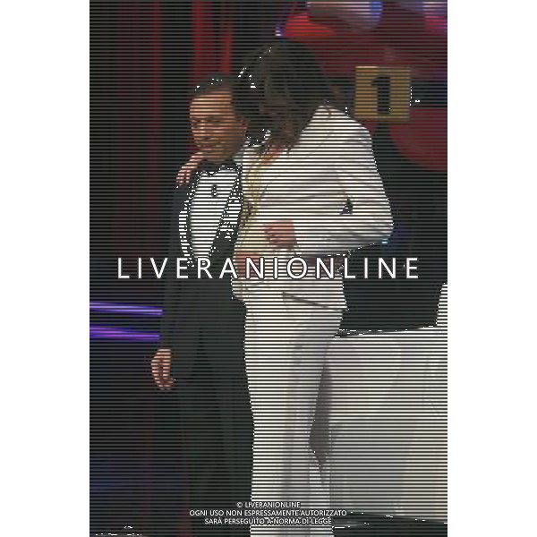 ELISABETTA GREGORACI ( incinta) OSPITE AL \' CHIAMBRETTI NIGHT\' NELLA FOTO: ELISABETTA GREGORACI CON PIERO CHIAMBRETTI FOTO ANTONIO SORANO - AG. ALDO LIVERANI SAS