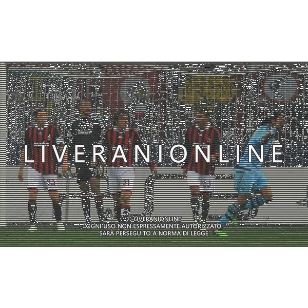 Champions League 2009/2010 Gruppo C MD5 Milano - 25.11.2009 AC Milan-Olympique Marsiglia Nella Foto: LA DELUSIONE MILAN DOPO IL GOL DEL PAREGGIO DI LUCHO /Ph.Vitez-Ag. Aldo Liverani