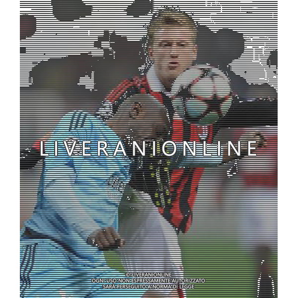 AC Milan - Olympique Marsiglia Champions League 2009/2010 Gruppo C MD5 Milano - 25.11.2009 Nella Foto: IGNAZIO ABATE COLPISCE NIANG /Ph.Vitez-Ag. Aldo Liverani