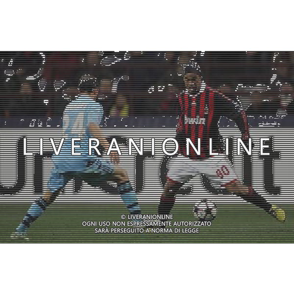 AC Milan - Olympique Marsiglia Champions League 2009/2010 Gruppo C MD5 Milano - 25.11.2009 Nella Foto: ronaldinho e bonnart ©Luzzani-Ag. Aldo Liverani
