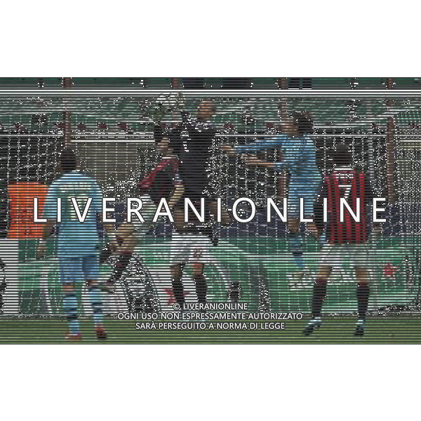 AC Milan - Olympique Marsiglia Champions League 2009/2010 Gruppo C MD5 Milano - 25.11.2009 Nella Foto: parata di nelson dida ©Luzzani-Ag. Aldo Liverani