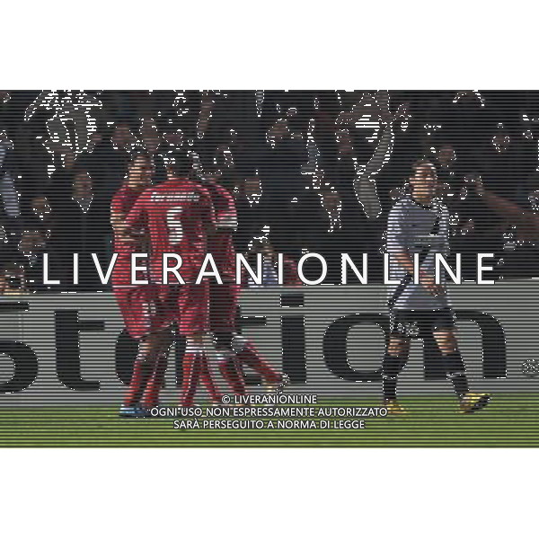 25-11-2009 Bordeaux (Francia) Sport-Calcio Bordeaux Juventus Champions League 2009/2010 Nella foto: esultanza 2 gol di Chamakh ag aldol iverani