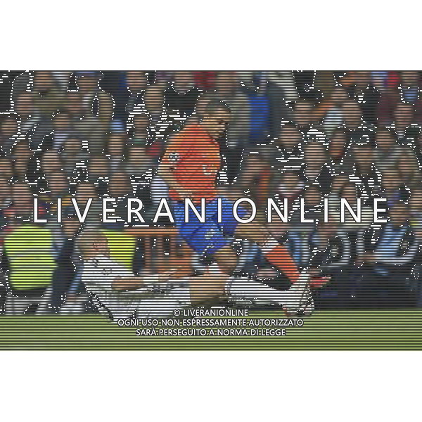 MADRID , Spain (25/11/09).- Champions League match Real Madrid vs Zurich. Pepe and Alexandre Alphonse. Photo: Cebolla / Cid-Fuentes / ALFAQUI - Ag. Aldo Liverani sas ITALY ONLY CHAMPIONS LEAGUE - REAL MADRID vs ZURIGO