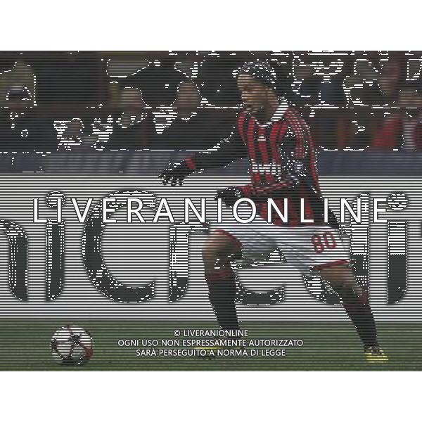 Milano 25-11-2009 Champions League 2009/10 milan-olympique Marsiglia 1:1 nella foto ronaldinho ph marco luzzani/ag aldo liverani s.a.s.