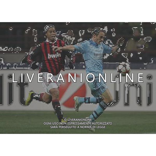 Milano 25-11-2009 Champions League 2009/10 milan-olympique Marsiglia 1:1 nella foto ronaldinho e laurent bonnart ph marco luzzani/ag aldo liverani s.a.s.