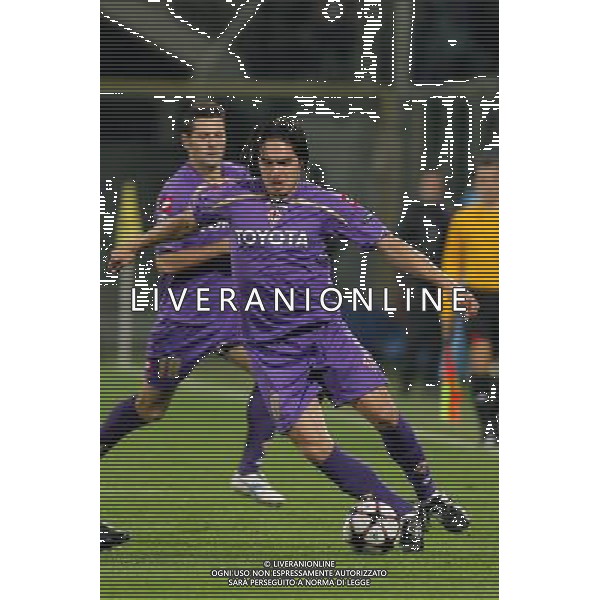 FIRENZE, 24/11/2009, CHAMPIONS LEAGUE 2009-2010 FIORENTINA OLYMPIQUE LIONE NELLA FOTO: MANUEL VARGAS FOTO AG. A. LIVERANI S.A.S.