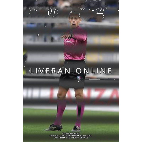 Campionato Lega PRO 1° Divisione Novara 22-11-2009 Novara - Benevento nella foto: l\'arbitro Pierluigi Gambini di Roma foto Garavaglia - ag. Aldo Liverani sas