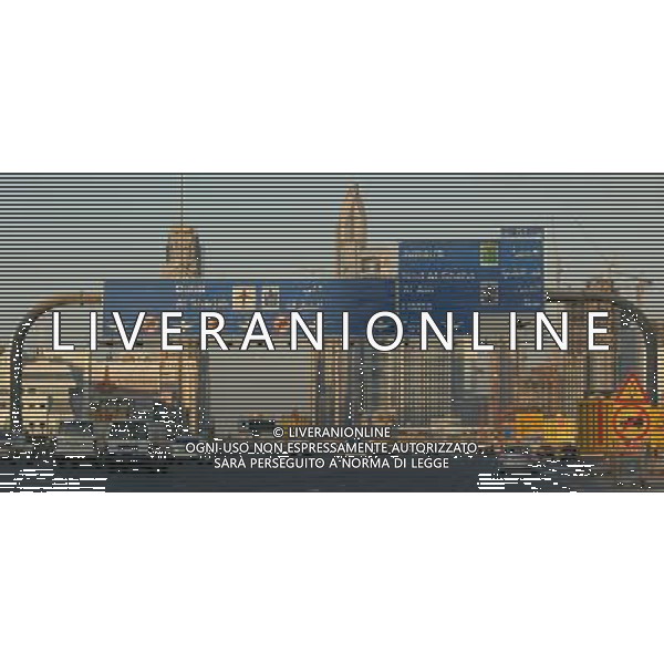 A major road with signs in the city Dubai at Persian Gulf in the emirate Dubai of the united Arab emirates. © PHOTOSHOT - AG. ALDO LIVERANI SAS ITALY ONLY DUBAI - EMIRATI ARABI