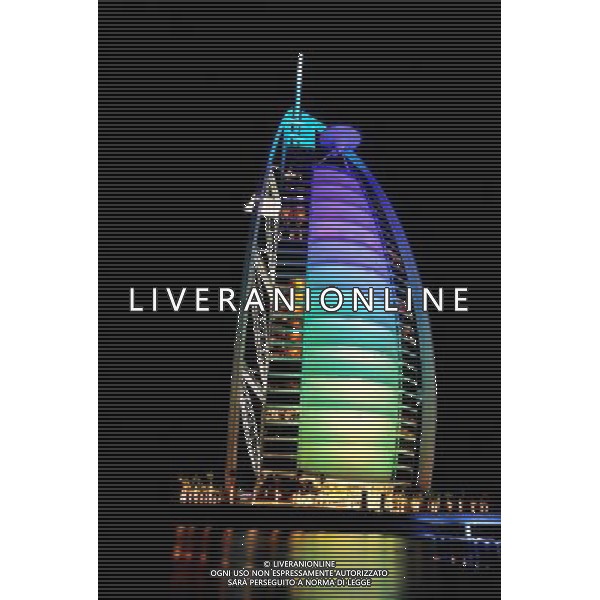 United Arab Emirates, Dubai, Burj Al Arab Hotel Date: 21.02.2008 Ref: WP_B643_110477_0034 COMPULSORY CREDIT: World Pictures/Photoshot © PHOTOSHOT - AG. ALDO LIVERANI SAS ITALY ONLY DUBAI - EMIRATI ARABI