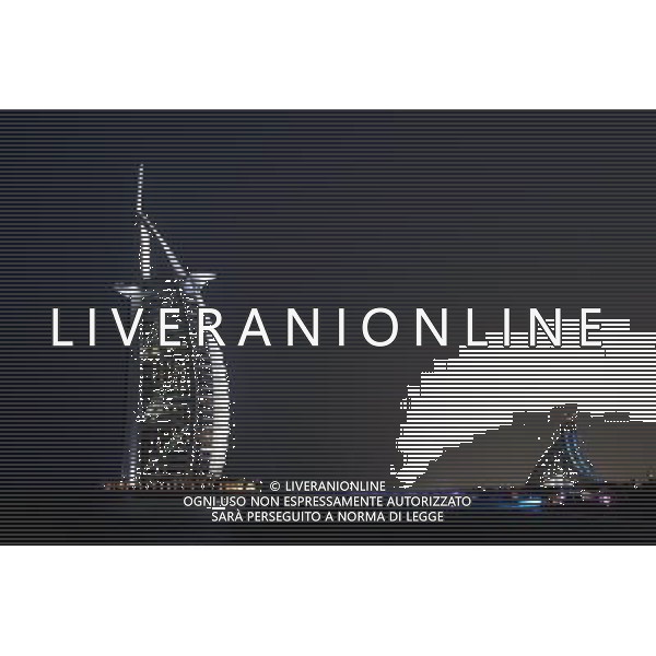View of Burj al Arab hotel at Jumeirah Beach, Dubai DUBAI - EMIRATI ARABI UNITI - HOTEL A 7 STELLE /Agenzia Aldo Liverani Sas - ITALY ONLY -