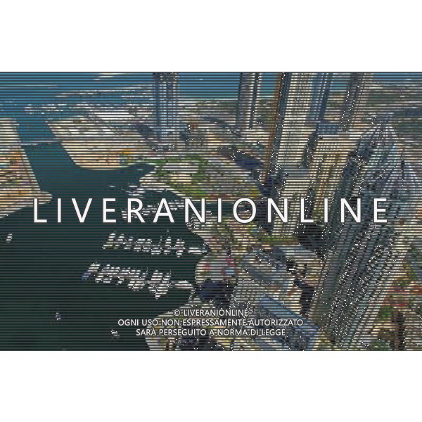 Sheikh Zayed Road, Dubai, UAE. Ref: WP_B523_102920_0488 Date: 26.07.2007 COMPULSORY CREDIT: World Pictures/Photoshot DUBAI - EMIRATI ARABI UNITI /Agenzia Aldo Liverani Sas - ITALY ONLY -