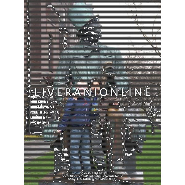 COPENHAGEN ( Danimarca) panorama della citta\' nella foto: la statua dello scrittore danese Hans Christian Andersen © Zhao Changchun - Xinhua/Photoshot. - Ag. Aldo Liverani sas ITALY ONLY