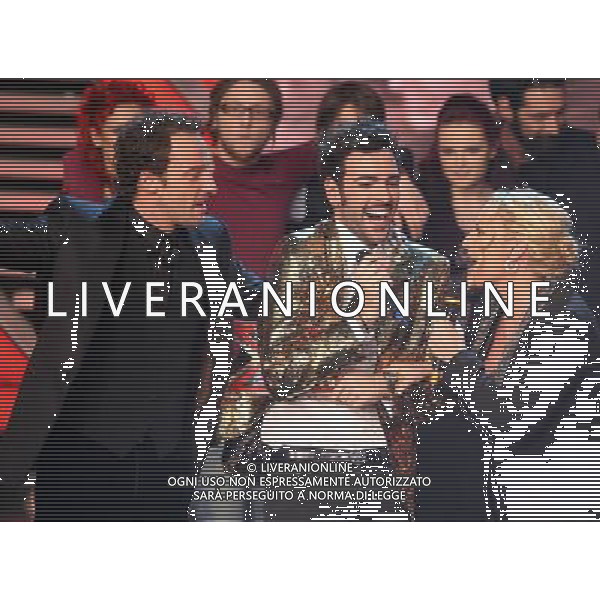 FINALE X FACTOR - 3za EDIZIONE - MARCO MENGONI ( il vincitore) con Francesco FACCHINETTI - Antonella CLERICI © ANTONIO SORANO - AG. ALDO LIVERANI SAS