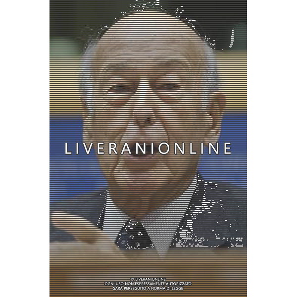 BRUXELLES - VALERY GISCARD D\'ESTAING ( ex Presidente della Repubblica Francese) nel palazzo del Parlamento Europeo, durante la prima conferenza stampa dell\'Atomium Culture. © Wiktor Dabkowski - Photoshot - Ag. Aldo Liverani sas ITALY ONLY