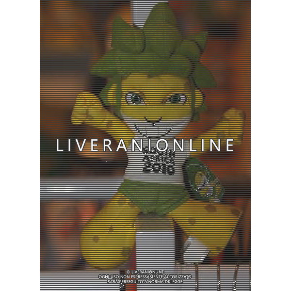 Sorteggi della fase finale dei Mondiali di calcio Sud Africa 2010 - la mascotte 04.12.2009, Kapstadt, SŸdafrika, FIFA Fu§ball-Weltmeisterschaft 2010, World Cup, Cape Town, South Africa, Final Draw, Auslosung, Ziehung, Merchandising, Official Fan Shop, Offizieller Fan Shop, Fanartikel, Maskottchen Zakumi copyright by firo sportphoto/Agenzia Aldo Liverani Sas - ITALY ONLY -