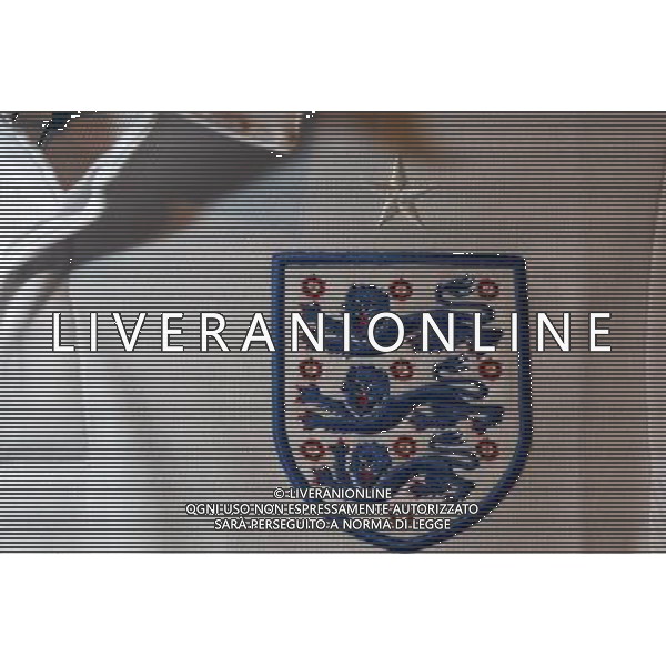 Sorteggi della fase finale dei Mondiali di calcio Sud Africa 2010 - maglia della nazionale inglese - inghilterra 04.12.2009, Kapstadt, SŸdafrika, FIFA Fu§ball-Weltmeisterschaft 2010, World Cup, Cape Town, South Africa, Final Draw, Auslosung, Ziehung, Merchandising, Official Fan Shop, Offizieller Fan Shop, Fanartikel, copyright by firo sportphoto/Agenzia Aldo Liverani Sas - ITALY ONLY -