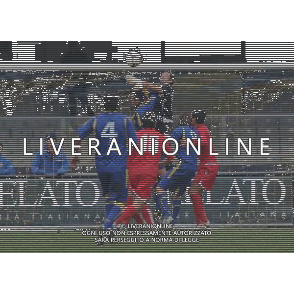 VERONA-RIMINI LEGA PRO 06/12/2009 NELLA FOTO PARATA PUGLIESI FOTO PAOLA GARBUIO-AG ALDO LIVERANI