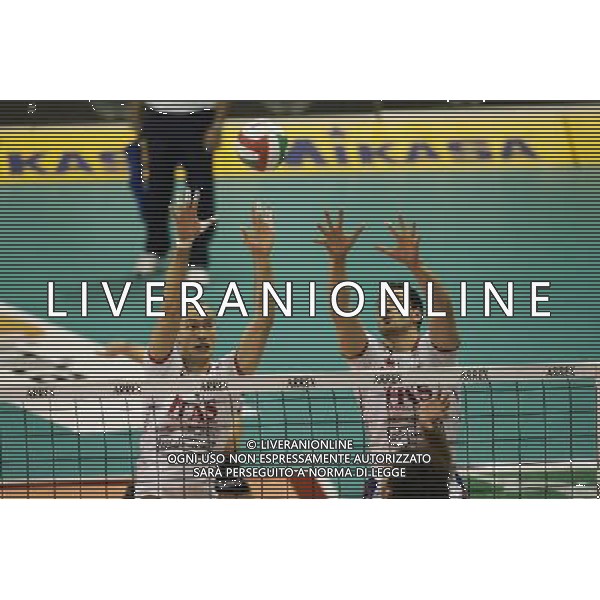 TREVISO 20/12/2009 SERIE A TIM VOLLEY SISLEY TREVISO-ITAS DIATEC TRENTINO NELLA FOTO:ANDREA SALA E MATY KAZIYSKI FOTO PAOLA GARBUIO/AG.ALDO LIVERANI
