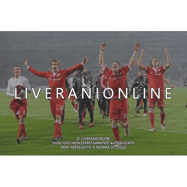 Juventus - Bayern Monaco Champions League 2009/2010 08-12-2009 Torino Nella foto: esultanza del bayern monaco che festeggia la vittoria a fine gara ©Manuela Viganti/Agenzia Aldo Liverani Sas 