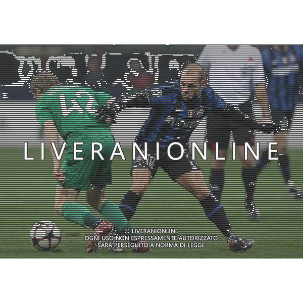 Champions League 2009/2010 Gruppo F MD6 Milano - 09.12.2009 FC Inter-FC Rubin Kazan Nella Foto: sneijder e murawski ©Luzzani-Ag. Aldo Liverani