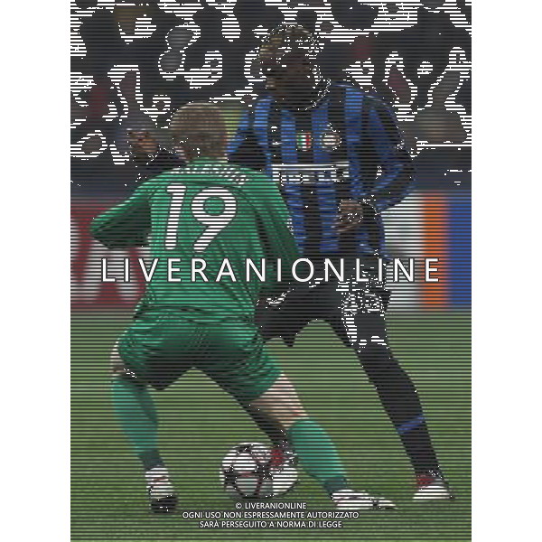 Champions League 2009/2010 Gruppo F MD6 Milano - 09.12.2009 FC Inter-FC Rubin Kazan Nella Foto: kaleshin e mario balotelli /Ph.Luzzani-Ag. Aldo Liverani