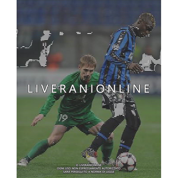 Champions League 2009/2010 Gruppo F MD6 Milano - 09.12.2009 FC Inter-FC Rubin Kazan Nella Foto: MARIO BALOTELLI-KALESHIN /Ph.Vitez-Ag. Aldo Liverani