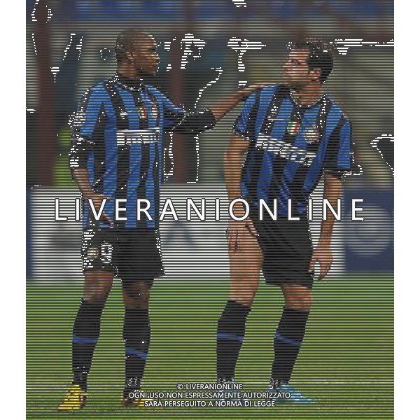 Champions League 2009/2010 Gruppo F MD6 Milano - 09.12.2009 FC Inter-FC Rubin Kazan Nella Foto: SAMUEL ETO\'O CON DEJAN STANKOVIC INFORTUNATO /Ph.Vitez-Ag. Aldo Liverani