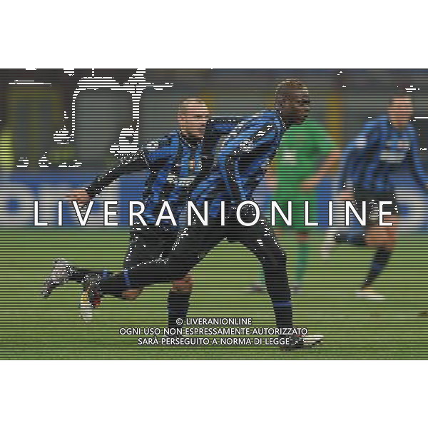 Champions League 2009/2010 Gruppo F MD6 Milano - 09.12.2009 FC Inter-FC Rubin Kazan Nella Foto: ESULTANZA DOPO IL GOL DI MARIO BALOTELLI CON SNEIJDER /Ph.Vitez-Ag. Aldo Liverani