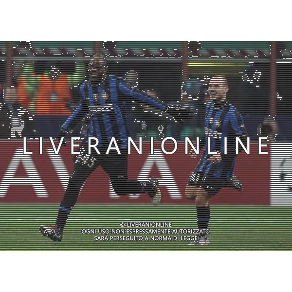 Champions League 2009/2010 Gruppo F MD6 Milano - 09.12.2009 FC Inter-FC Rubin Kazan Nella Foto: ESULTANZA DOPO IL GOL DI MARIO BALOTELLI CON SNEIJDER ©LUZZANI-Ag. Aldo Liverani