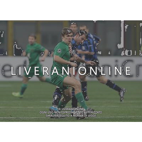 Milano 09-12-2009 Champions League 2009/10 inter-rubin kazan 2:0 nella foto aleksandr ryazantsev e dejan stankovic ph marco luzzani/ag aldo liverani s.a.s.