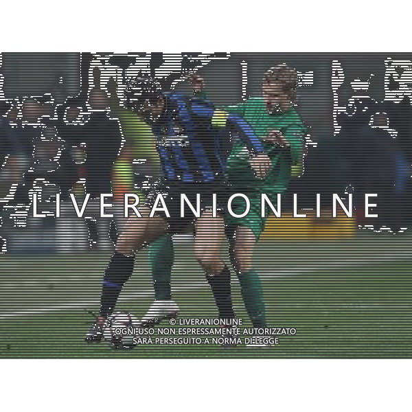 Milano 09-12-2009 Champions League 2009/10 inter-rubin kazan 2:0 nella foto evgeni balyaykin e javier zanetti ph marco luzzani/ag aldo liverani s.a.s.