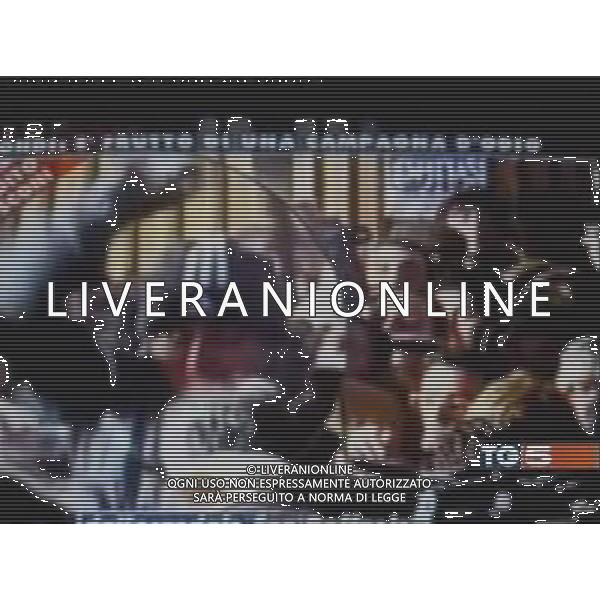 Aggressione al Presidente del Consiglio Silvio Berlusconi alla fine del suo comizio in Piazza Duomo a Milano 13/12/2009 nella foto la sequenza dove l\'aggressore Massimo Tartaglia colpisce il Presidente obbligatorio citare la fonte televisiva (Tg5) Agenzia Aldo Liverani Sas