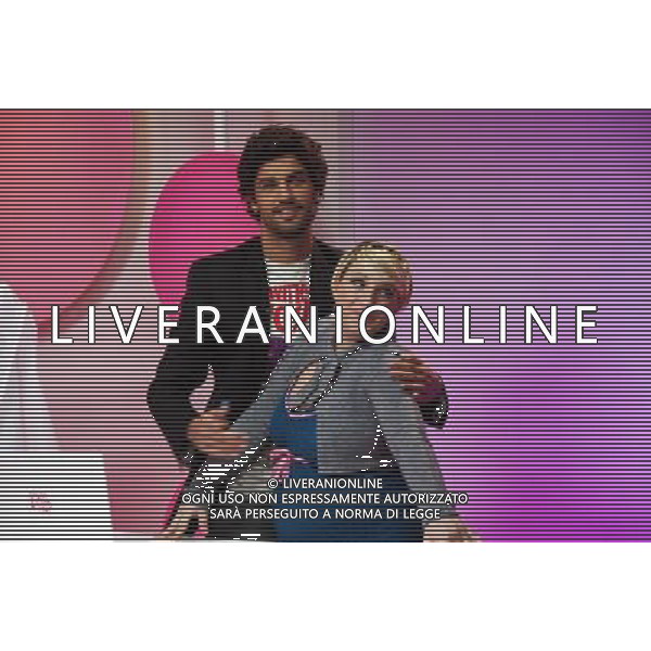 SALSA ROSA - TRASMISSIONE TV SU COMEDY CENTRAL IN ONDA IN ANTEPRIMA IL 6 GENNAIO 2009 E POI DALL\'11 GENNAIO 2009 NELLA FOTO: KATIA FOLLESA ( del duo KATIA \' VALERIA) incinta e BRUNO CABRERIZO © ANTONIO SORANO - AG. ALDO LIVERANI SAS